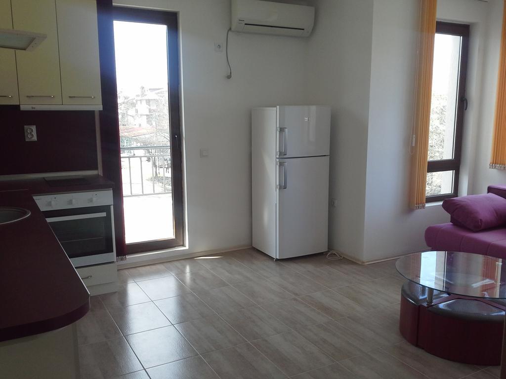 Burgas Sarafovo Apartment Exteriör bild
