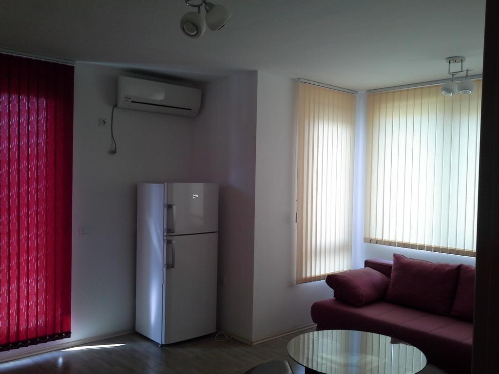 Burgas Sarafovo Apartment Exteriör bild